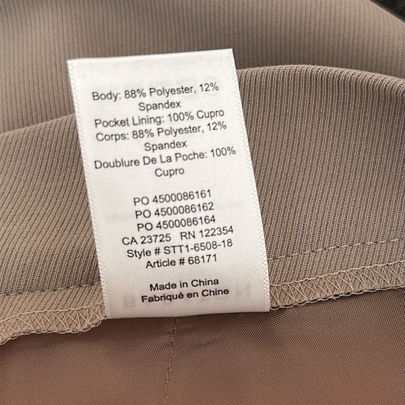 Aritiza Conan Cropped Pant - brand new with tags - Picture 7 of 7